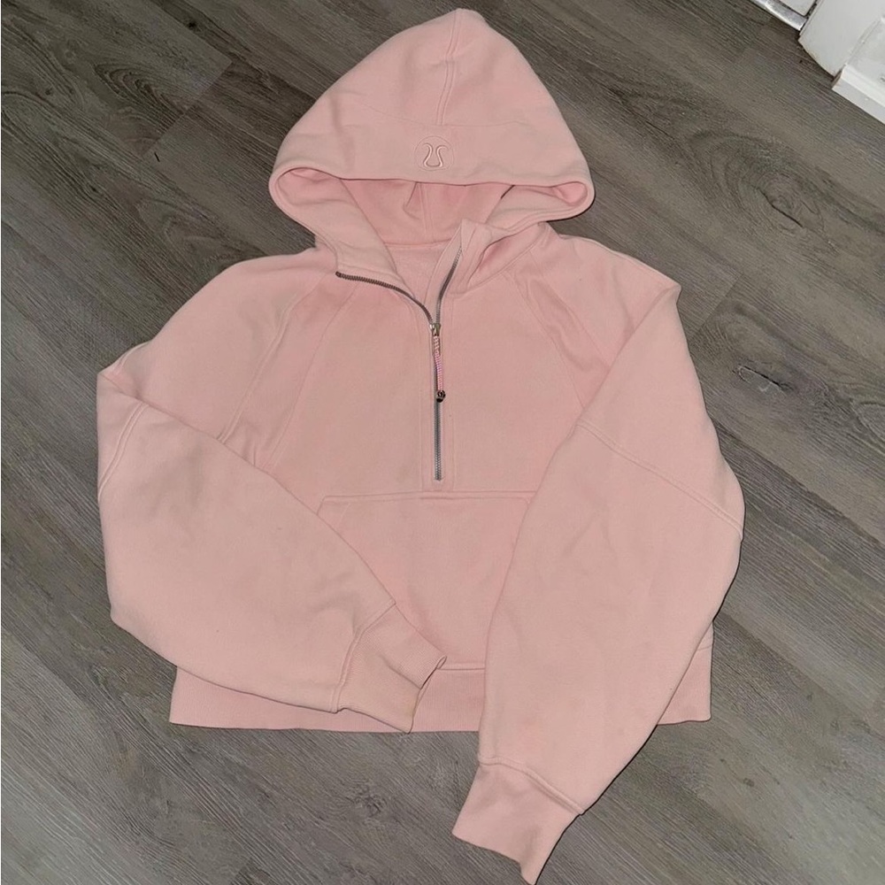 Lulu Lemon 1/2 Scuba Zip Hoodie 🩰💕🎀 no longer sold in this color!